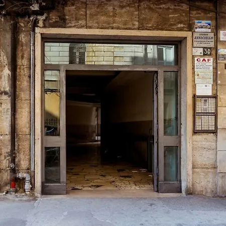 Metropolitan Panoramic * Nápoles