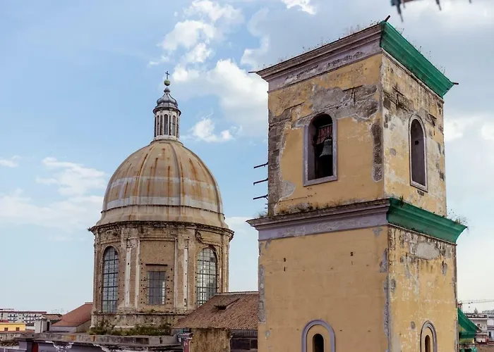 Metropolitan Panoramic Apartament Neapol